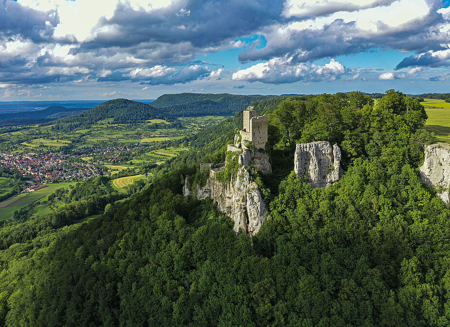 Burgruine Reußenstein entlang des Schwäbischen Alb Radweges